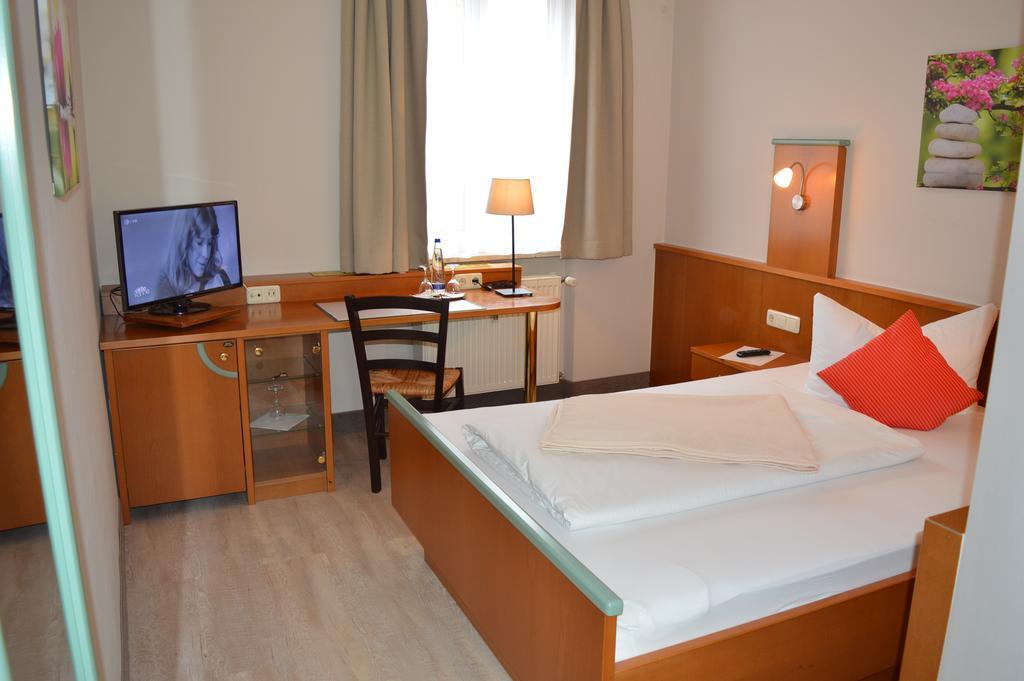 Hotel Boardinghouse Pfarrkirchen Extérieur photo